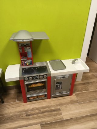 Cocinita infantil de juguete