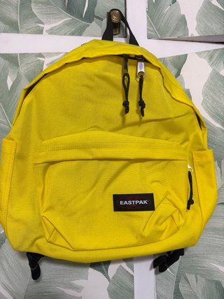 Mochila Eastpak Amarilla