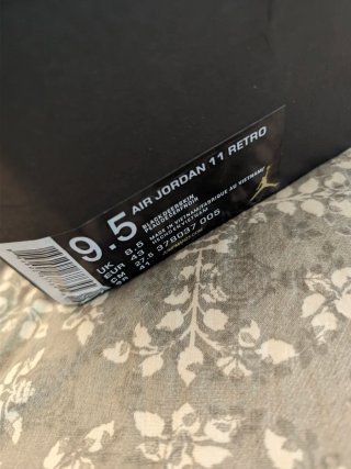 Jordan Retro 11 Blanco y Azul