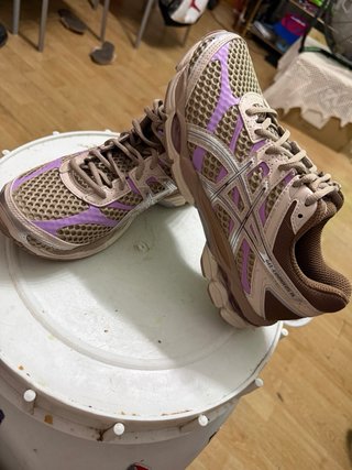 Zapatillas ASICS Gel-Cumulus 16 Marrón/Morado