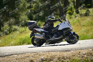 Honda NT1100 Manual Blanca