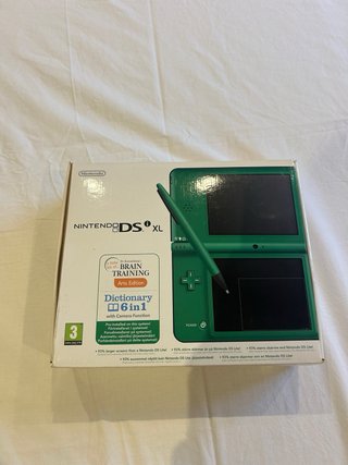Nintendo DS XL Verde