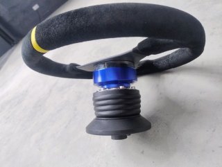 Volante Piel vuelta 3 Radios plano y piña rápida