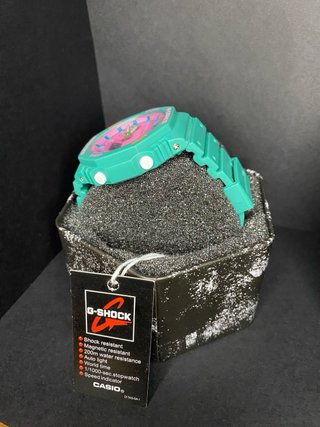 Reloj Casio G-Shock Rosa y Verde