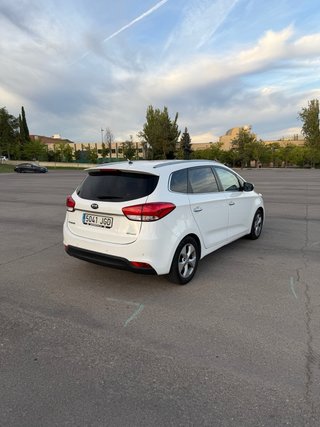 KIA Carens 2015