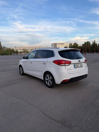 KIA Carens 2015