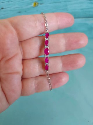 Pulsera de Rubí natural.