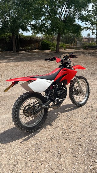 Beta RR Enduro/Motocross Roja y Blanca