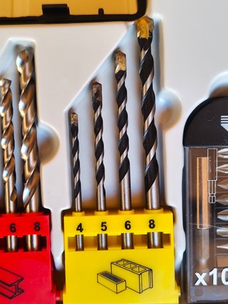 Estuche de brocas DEXTER 25 piezas. NUEVO