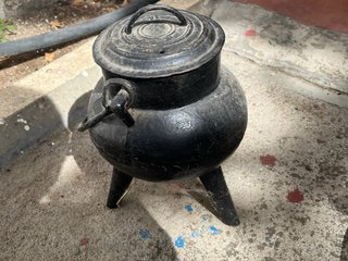 Olla de Hierro Fundido con Patas 2 unidades