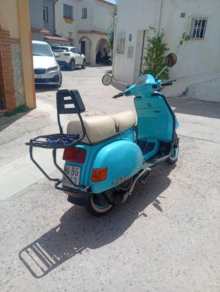 Vespa Cosa CX 200CC Azul y Beige