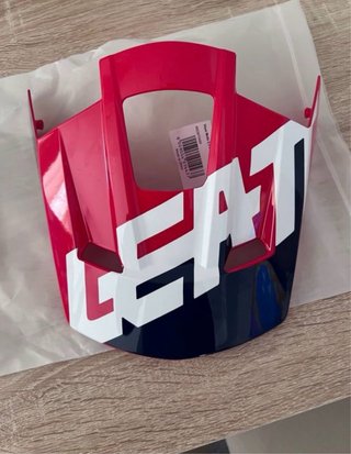 Visera Casco Moto Leatt 2.5 Royal V23 Roja y Azul