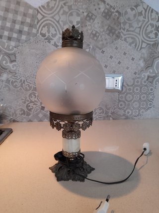 Coppia Lampade Vintage Sfera Vetro Opale