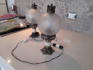Coppia Lampade Vintage Sfera Vetro Opale