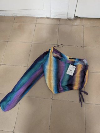 Top Pull&Bear un hombro rayas multicolor