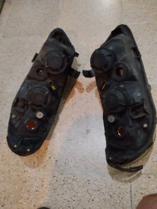 Faros Delanteros Nissan Almera