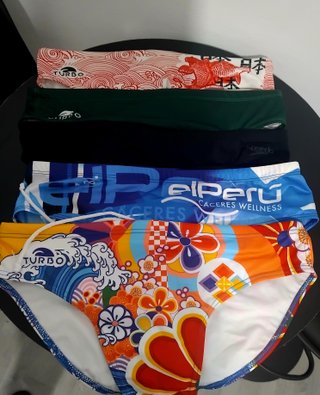 Lote 5 bañadores Turbo, DS, Speedo Talla XL-2XL
