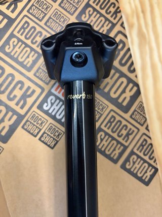 Tija RockShox Reverb AXS Electrónica