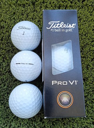 lote de 3 cxs com 9 bolas novas Titleist Pro V1