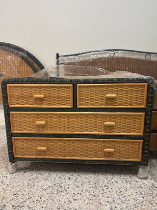 Cómoda de mimbre 4 cajones