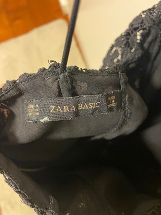 Vestido Zara floral Negro Talla M