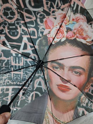 Ombrello Frida Kahlo con apertura a scatto nuovo
