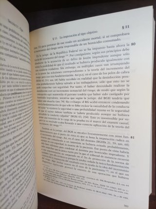 Derecho Penal Parte General Tomo I Claus Roxin