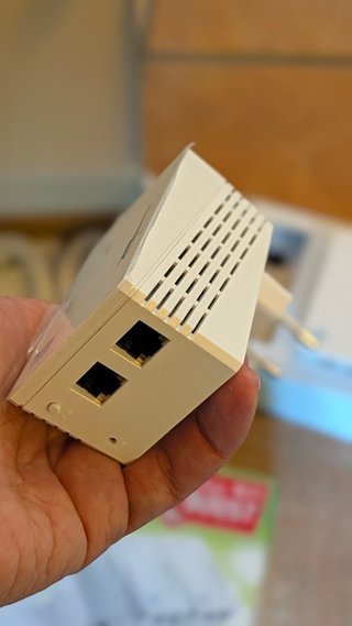 TP-Link TL-WPA4220T KIT AV500 PLC WiFi Extender