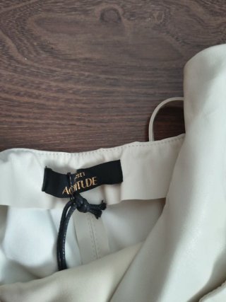 Vestido beige