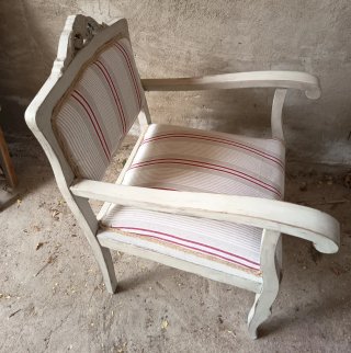 Butaca descalzadora restaurada estilo francés