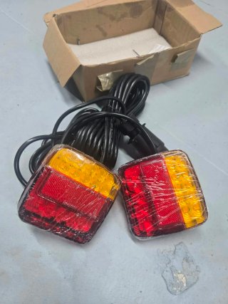 Luces LED para remolque (2 unidades)