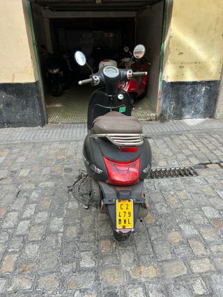 Moto KSR QUIP 50 Negra Scooter