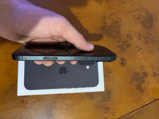 iPhone 16 negro
