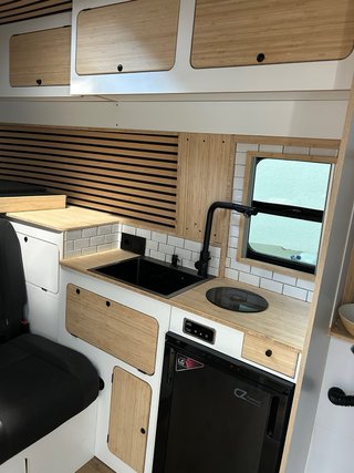 CAMPERIZACIÓN PROFESIONAL A MEDIDA – IMN CAMPER