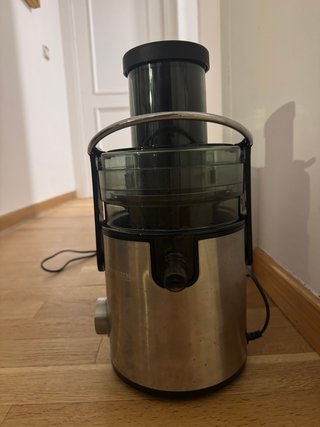 Extractor de jugos Severin