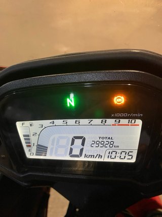 Honda CBR500R Roja
