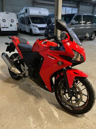Honda CBR500R Roja