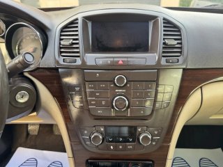 Opel Insignia 2009 2.0 160 CV