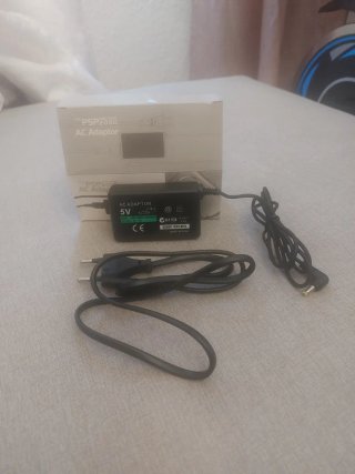 Cargador y Batería 3600mAh PSP 2000/3000