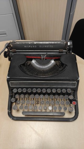Lote 8 Máquinas de Escribir Antiguas