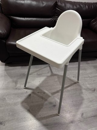 Silla bebé IKEA blanca sin cinturón