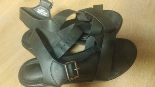 Sandalias negras de plataforma