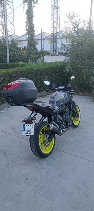 Yamaha MT-07 2016 Gris/Amarillo