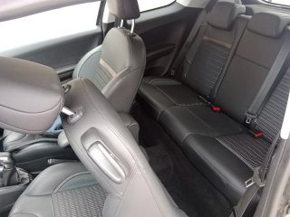 Peugeot 208 2012