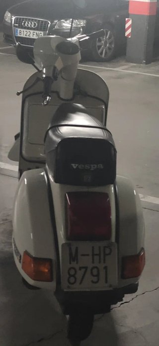 Vespa 200 Iris 1987 Blanca