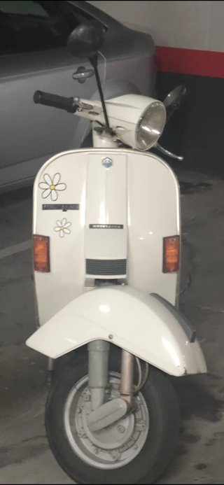 Vespa 200 Iris 1987 Blanca
