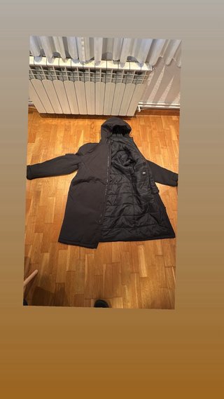 Parka Zara Negra