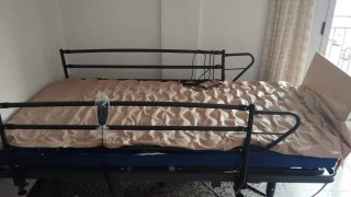 Cama elevadora eléctrica (3 meses uso)