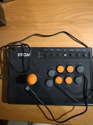 Mando Krom Arcade