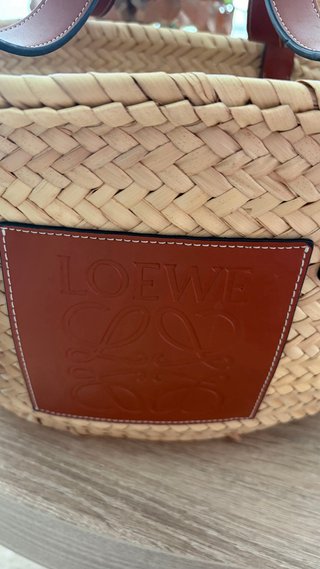 Cesta Loewe mediana